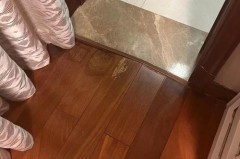 木地板黑了怎么回事，木地板黑了怎么办？