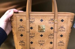mcm菜篮子适合小个子吗，mcm菜篮子搭什么衣服