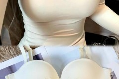 运动内衣洗了还有汗味是质量不行吗_运动内衣出汗要天天洗吗