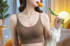 美背只能夏天穿吗，夏天穿美背还用穿内衣吗