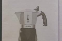 摩卡壶出液就开始喷溅怎么回事，摩卡壶会喷出来？