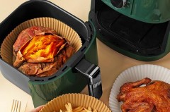 空气炸锅下面垫什么纸，空气炸锅垫纸有孔还是没孔好？