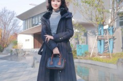 羊毛大衣沉沉好还是轻好，羊毛大衣越轻越好吗？