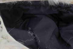 毛领掉毛是否真毛，毛领掉毛怎样处理?