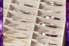 银手镯多少钱一克，老凤祥银手镯多少钱一克