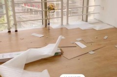 实木地板很多年了可以做翻新吗，实木地板几年换