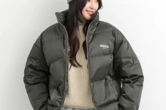 冬天穿厚衣服睡觉暖吗，冬天穿厚点衣服睡觉还是薄的好？