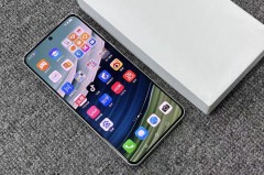 华为mate60有直面屏吗，华为mate60pro