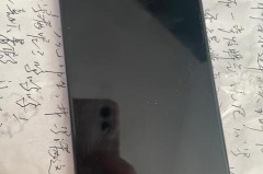 钢化膜有气泡可以撕了再贴吗_钢化膜有气泡能重新贴吗