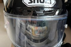 头盔挡风玻璃起雾怎么处理，头盔挡风玻璃起雾怎么处理掉