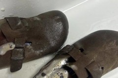 鞋子发霉怎么洗掉霉斑_鞋子发霉怎么洗掉霉斑视频