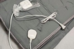 发烧发冷可以用电热毯吗，发烧发冷可以热敷吗？