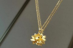 周大福幸运签手链多少钱，周大福lucky幸运项链寓意？