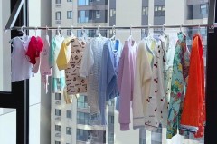 晾衣服一定要反着晾吗_晾衣服要翻过来晾吗