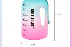 吨吨桶能不能装热水，吨吨桶可以装热水吗