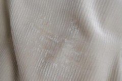 灯芯绒变白怎么办，灯芯绒变白怎么办啊？