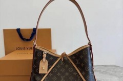 LVcarryall小号多少钱费用，lv favorite小号