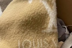 围巾起球正常吗，围巾怎么回事