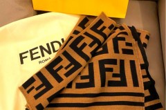 芬迪围巾是哪个国家的品牌_芬迪围巾哪里生产的