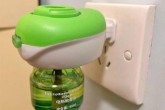 蚊香液滴到床单上怎么洗，蚊香液点在床头