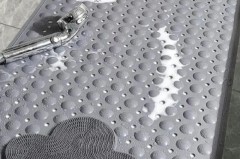 卫生间防滑垫发霉了咋办，卫生间防滑垫多久换一次